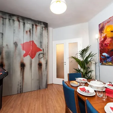 Appartement Europe Heart For 9 Boedapest